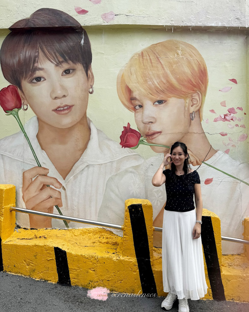 Busan-Gamcheon-Village-BTS-wall