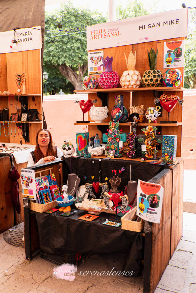 San Miguel de Allende shopping scene