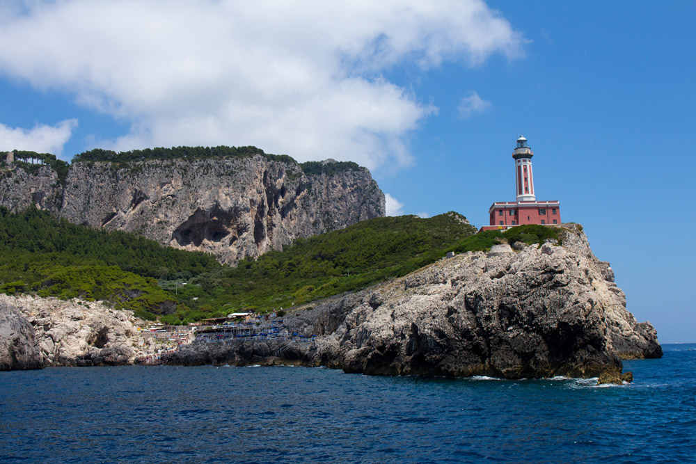 Amalfi-Coast-Itinerary-Capri-boat-tour